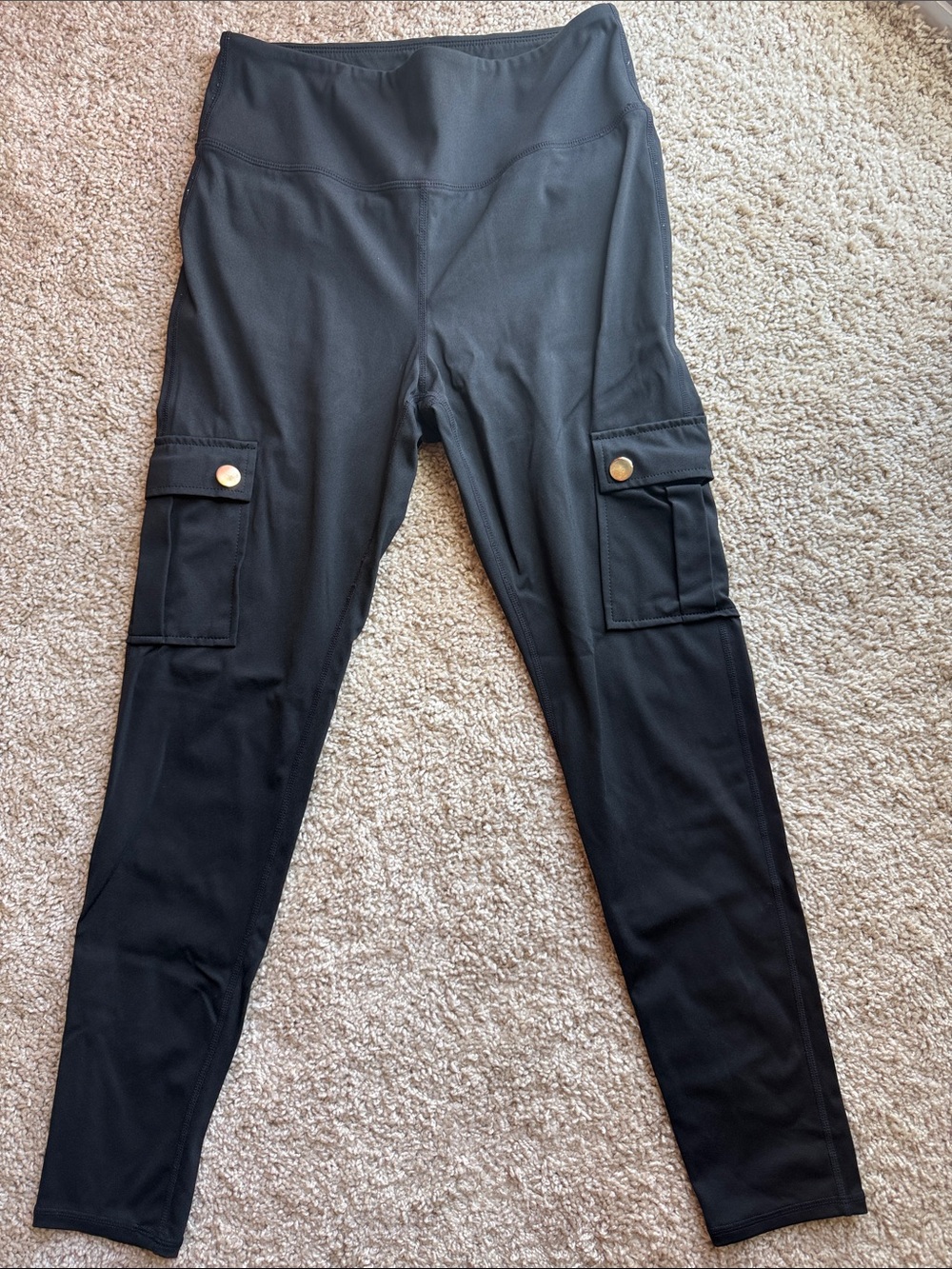 Viral TikTok Black Cargo Pocket Leggings